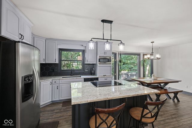 7094 Marstella Drive, Brownsburg, IN 46112