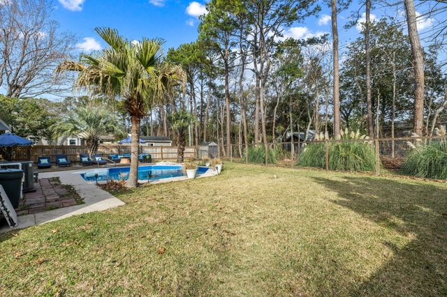 851 Ramblewood Circle, Mount Pleasant, SC 29464