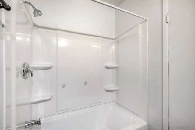 440 Parkside Dr, Oceanside, CA 92058