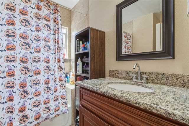 1006 N Matthisen, Compton, CA 90220