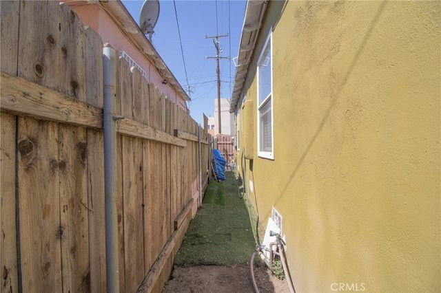 1006 N Matthisen, Compton, CA 90220