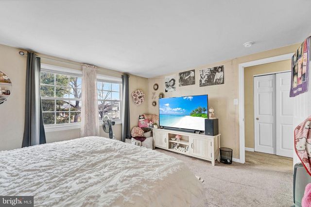 15 RADFORD PL, Willingboro, NJ 08046