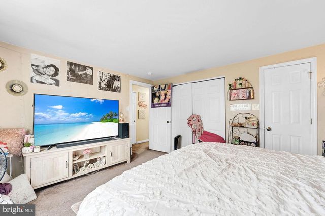 15 RADFORD PL, Willingboro, NJ 08046