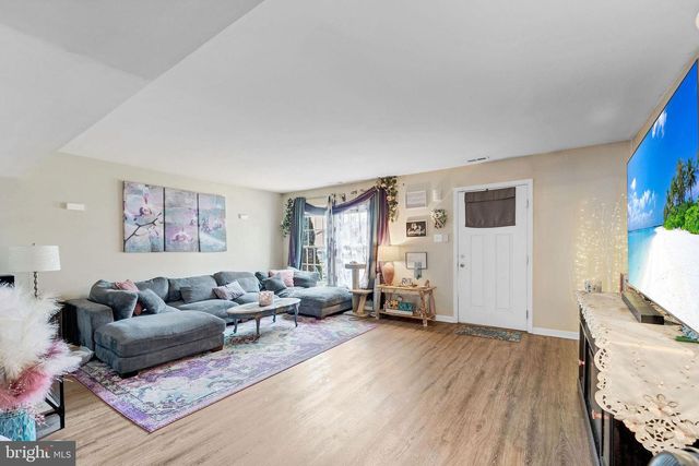 15 RADFORD PL, Willingboro, NJ 08046