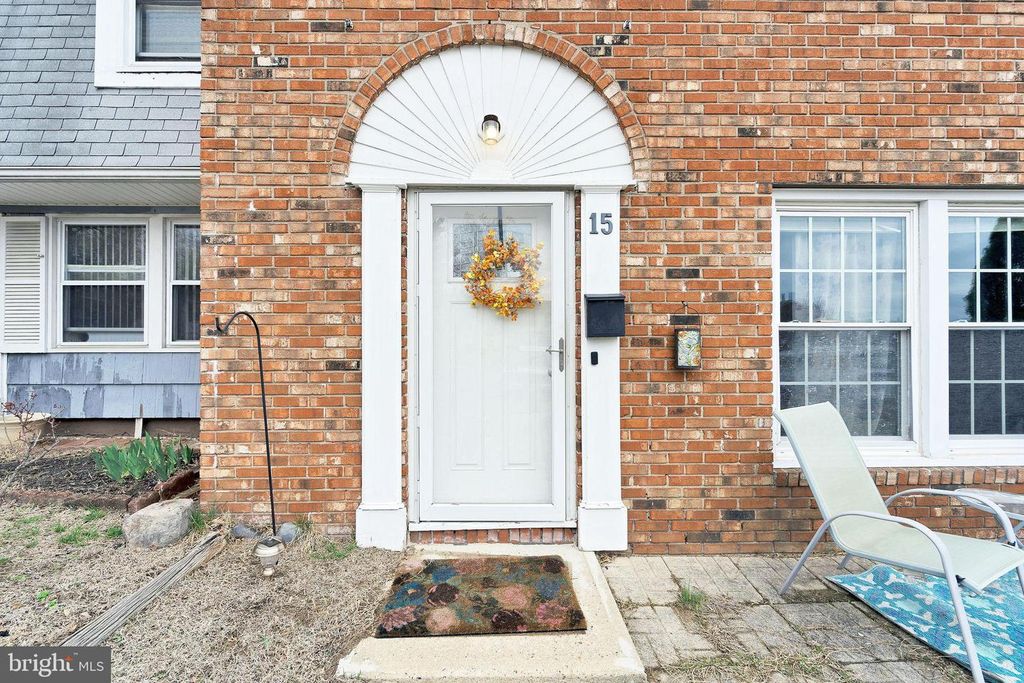 15 RADFORD PL, Willingboro, NJ 08046