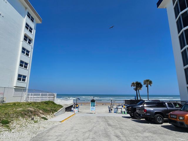 125 Demotte Avenue, Daytona Beach, FL 32118