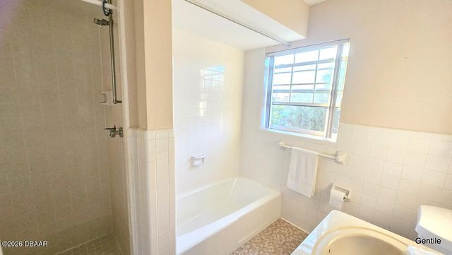 125 Demotte Avenue, Daytona Beach, FL 32118