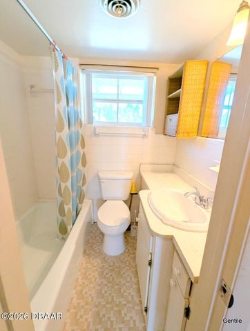 125 Demotte Avenue, Daytona Beach, FL 32118