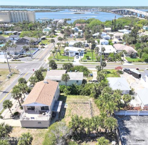 125 Demotte Avenue, Daytona Beach, FL 32118