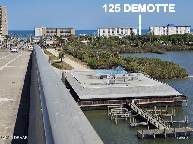 125 Demotte Avenue, Daytona Beach, FL 32118