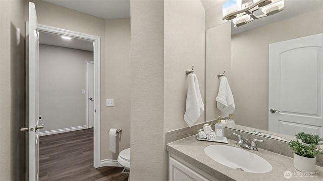 1909 Highpoint Street, Enumclaw, WA 98022