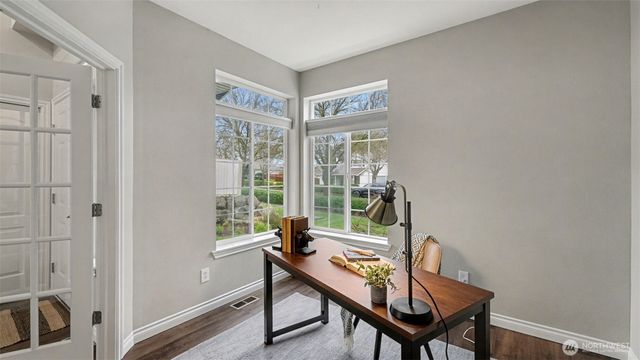 1909 Highpoint Street, Enumclaw, WA 98022