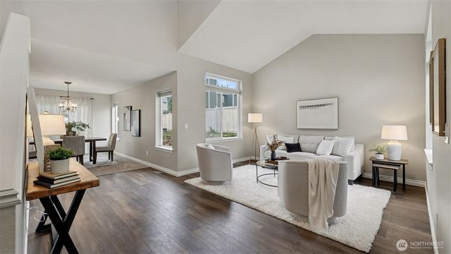 1909 Highpoint Street, Enumclaw, WA 98022