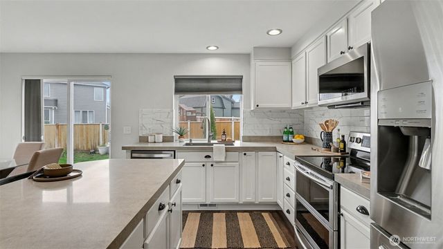 1909 Highpoint Street, Enumclaw, WA 98022