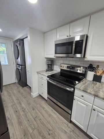 26 S Forest Beach Dr Apt 62, Hilton Head Island, SC 29928