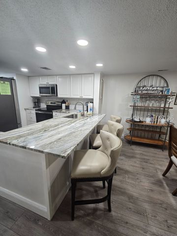 26 S Forest Beach Dr Apt 62, Hilton Head Island, SC 29928