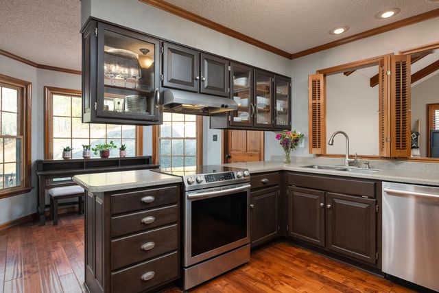 345 Potter Place Road NW, Charleston, TN 37310