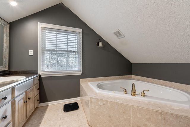 345 Potter Place Road NW, Charleston, TN 37310