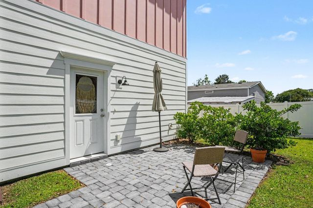 151 McIlroy Ct., Murrells Inlet, SC 29576
