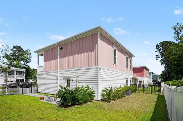 151 McIlroy Ct., Murrells Inlet, SC 29576