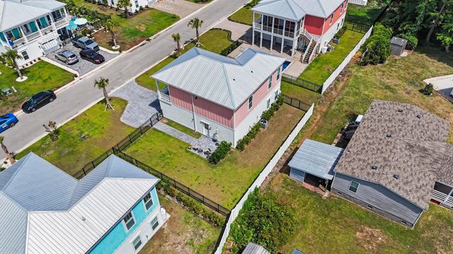 151 McIlroy Ct., Murrells Inlet, SC 29576