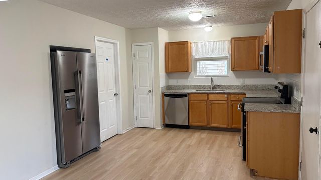 133 Feathertip Lane, Lewis Center, OH 43035