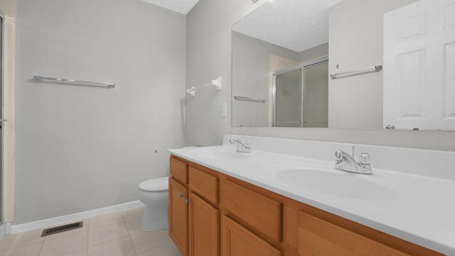 133 Feathertip Lane, Lewis Center, OH 43035