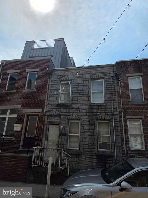 1520 MANTON ST, Philadelphia, PA 19146