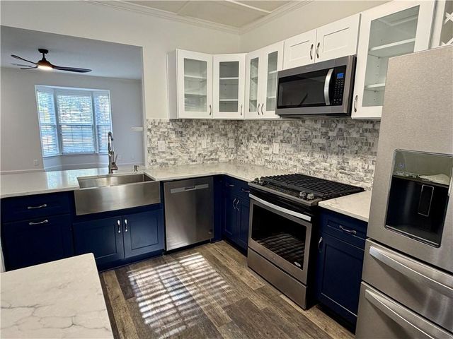 10900 Wittenridge Drive J8, Alpharetta, GA 30022