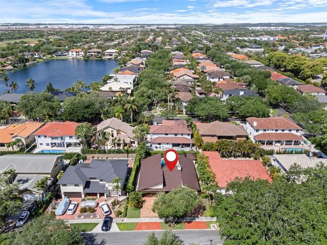 16828 NW 83rd Pl, Miami Lakes, FL 33016