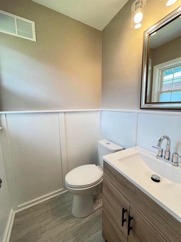 430 College Manor, Harrodsburg, KY 40330