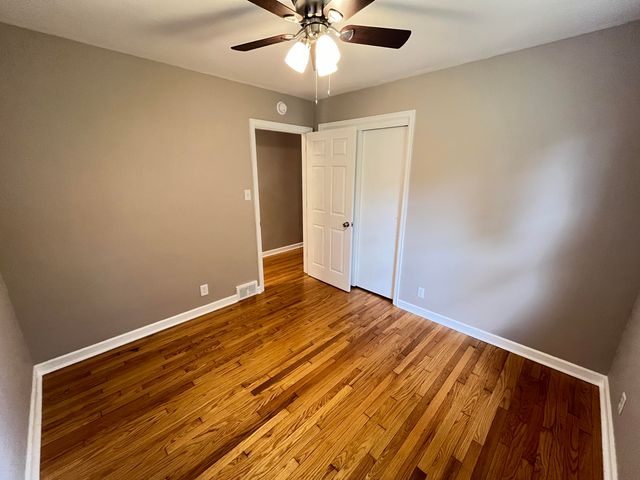 430 College Manor, Harrodsburg, KY 40330
