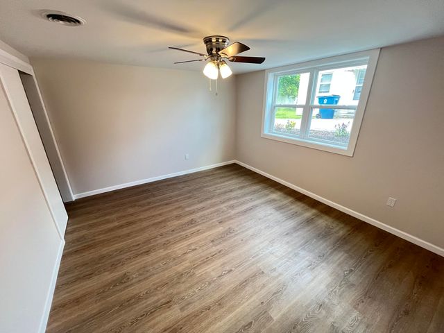 430 College Manor, Harrodsburg, KY 40330