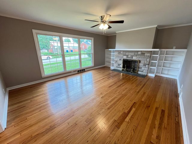 430 College Manor, Harrodsburg, KY 40330