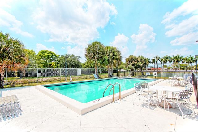 5800 SW 127th Ave 2112, Miami, FL 33183