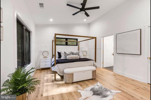 1440 DRUMMER HILL RD, Front Royal, VA 22630