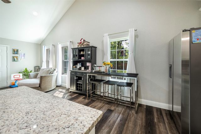 1004 San Jacinto Street, Terrell, TX 75160