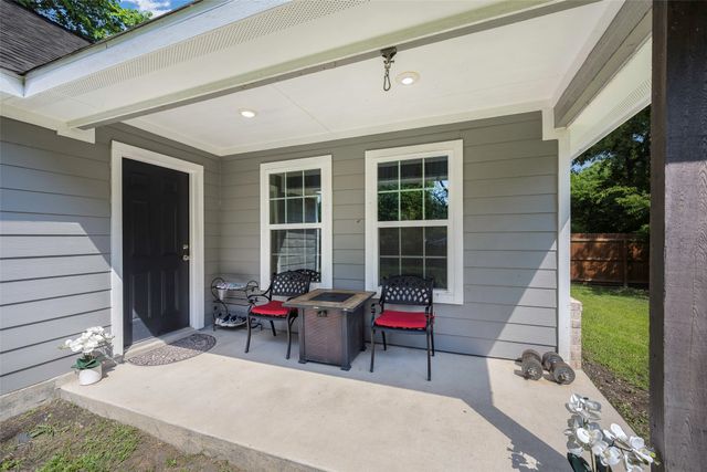 1004 San Jacinto Street, Terrell, TX 75160