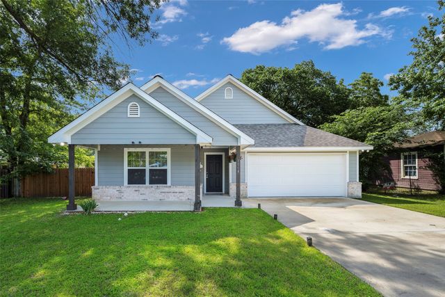 1004 San Jacinto Street, Terrell, TX 75160