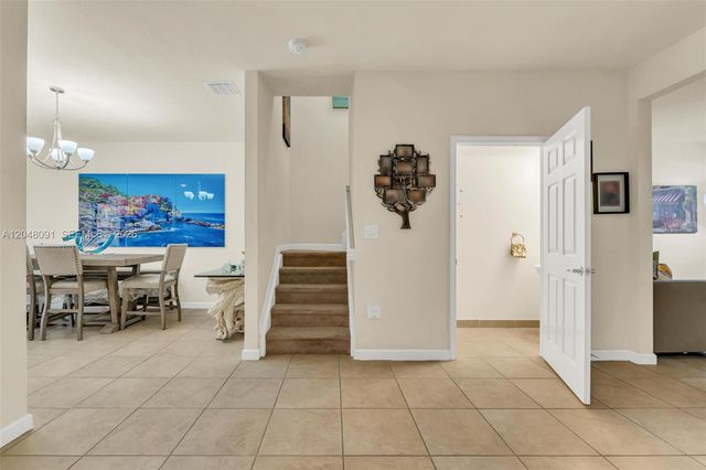 3368 SE 1st St, Homestead, FL 33033