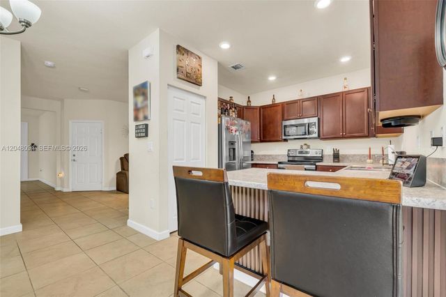 3368 SE 1st St, Homestead, FL 33033