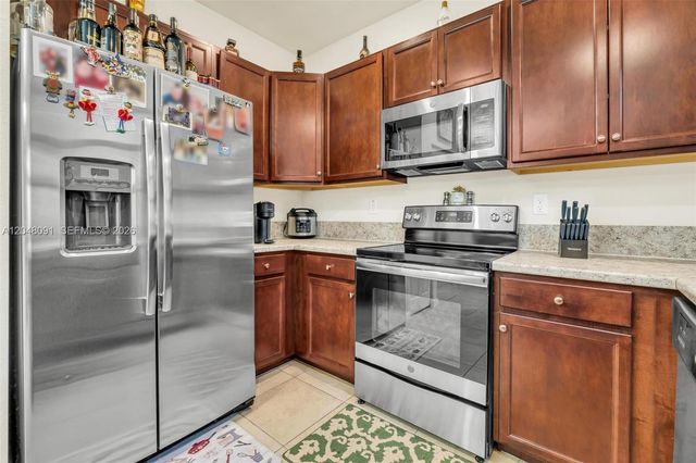 3368 SE 1st St, Homestead, FL 33033