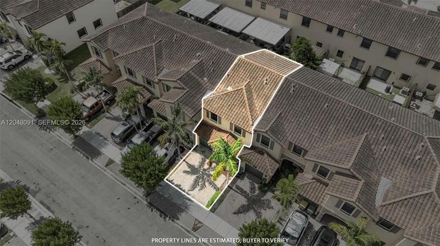 3368 SE 1st St, Homestead, FL 33033