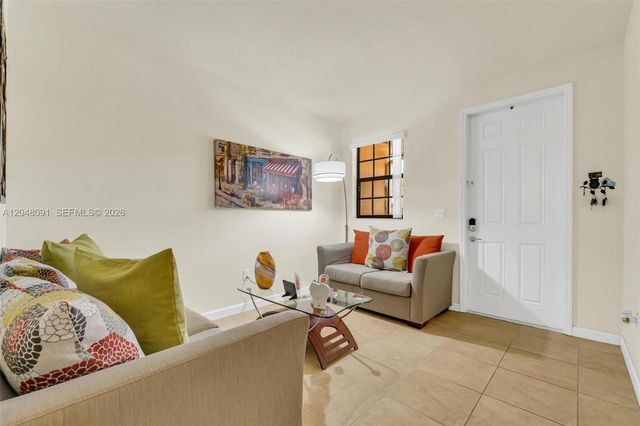 3368 SE 1st St, Homestead, FL 33033