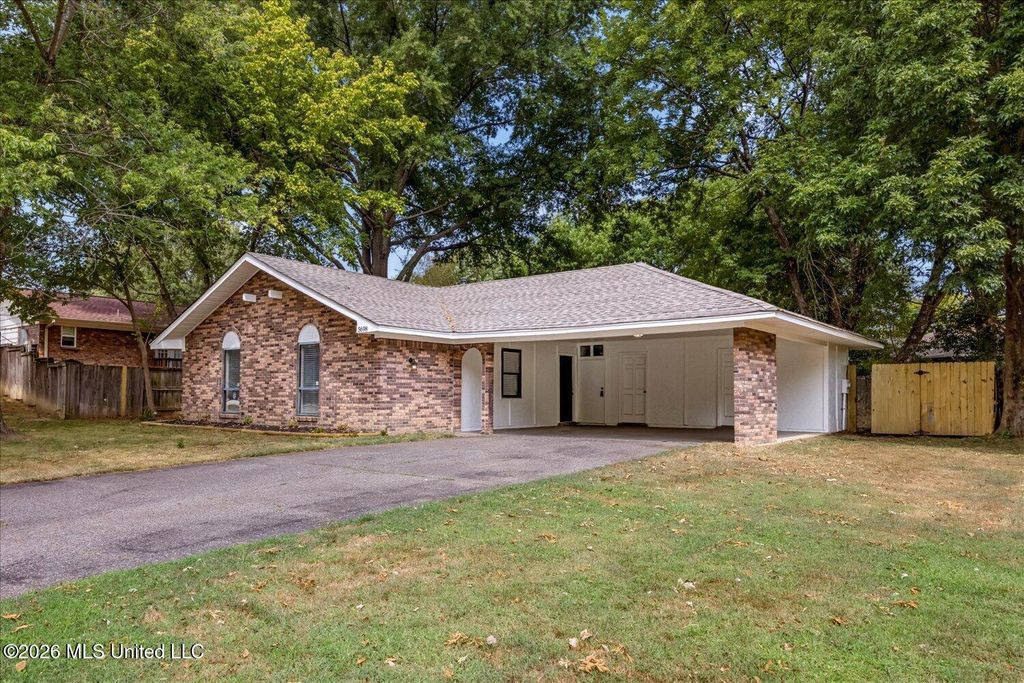 5698 Shannon Drive, Horn Lake, MS 38637 — photo 2