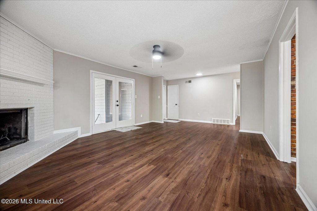 5698 Shannon Drive, Horn Lake, MS 38637 — photo 4