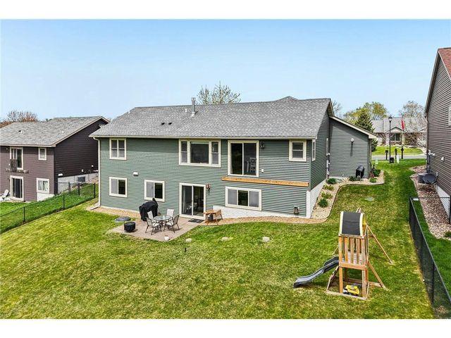 298 Steelhead Drive, River Falls, WI 54022
