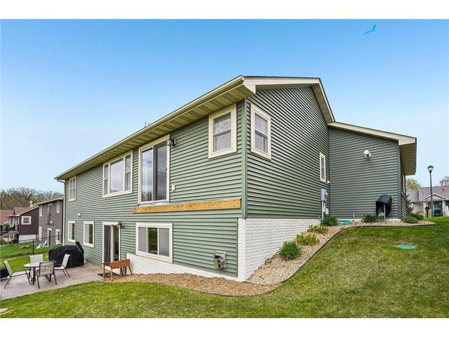298 Steelhead Drive, River Falls, WI 54022