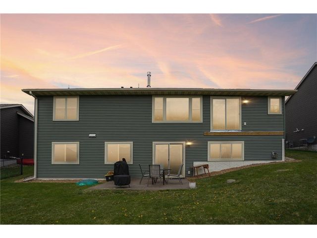 298 Steelhead Drive, River Falls, WI 54022