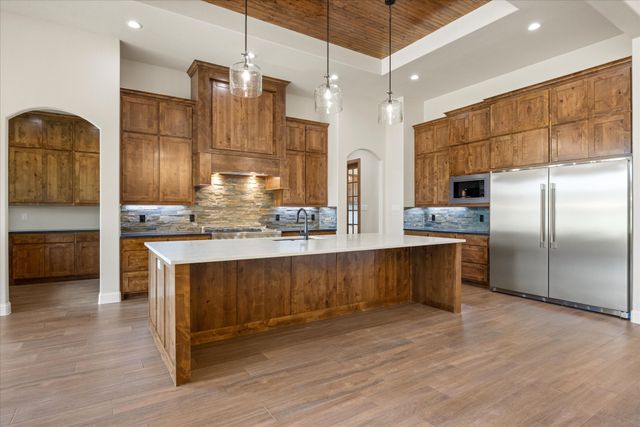 206 Morning Dove Court, Cresson, TX 76035